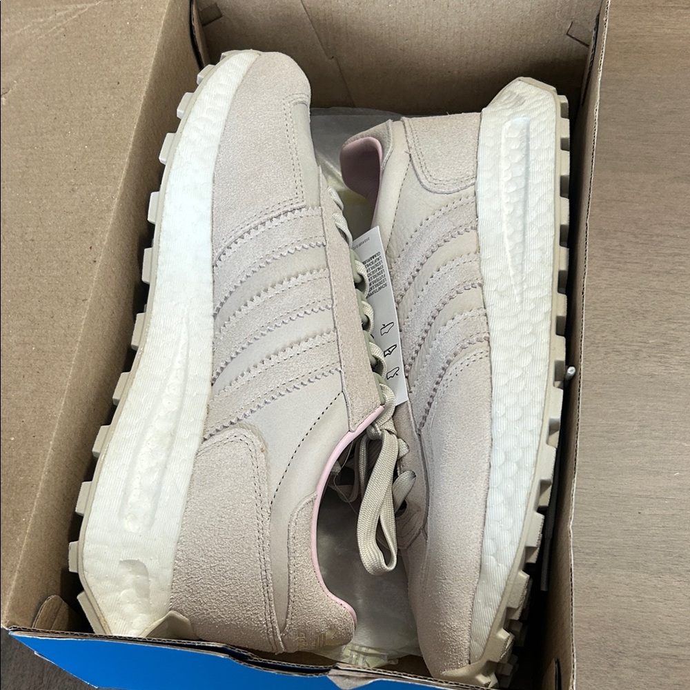 Adidas Women's Light Beige Sneakers - Retropy